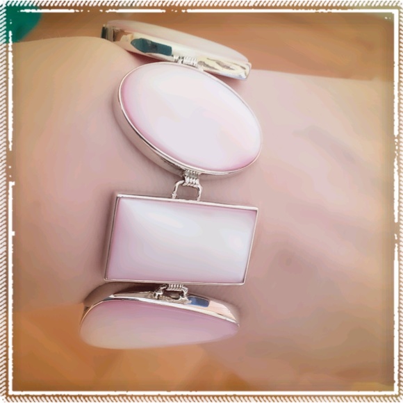 Sterling silver pink mother of pearl bracelet - Picture 4 of 8